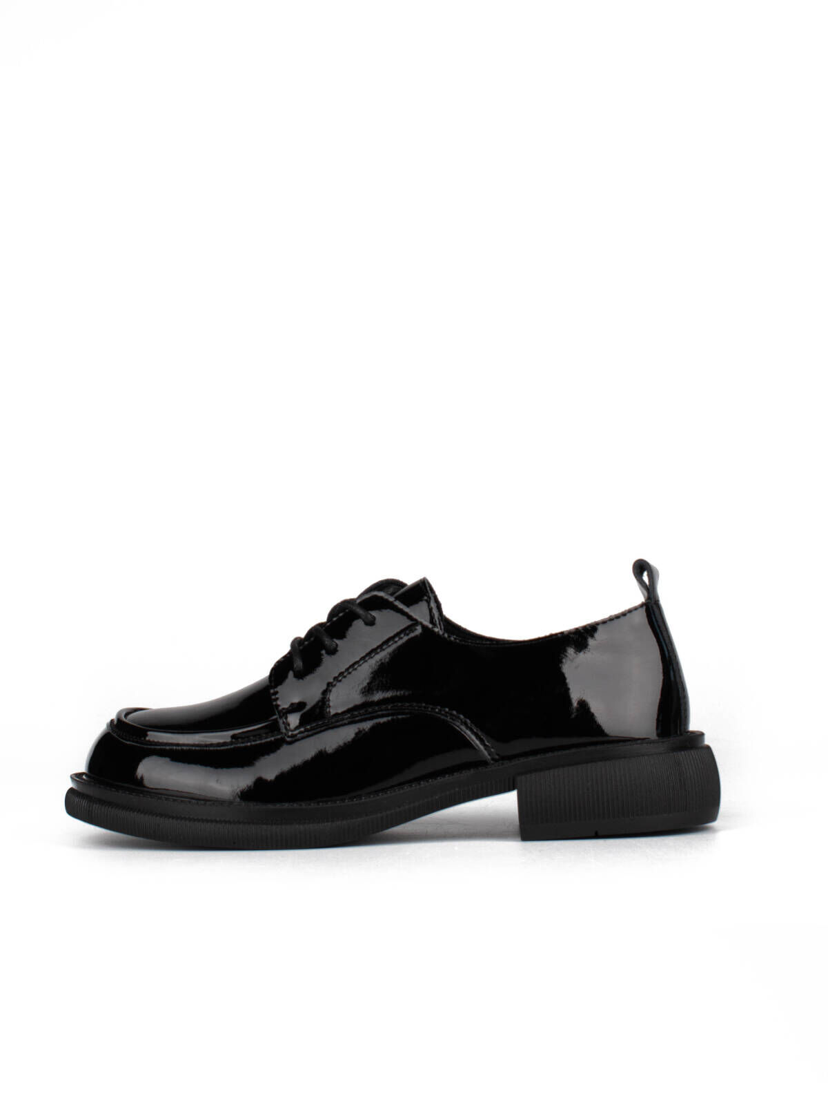 Туфли Oxfords женские черные кожа лакированная  демисезон от производителя 2M